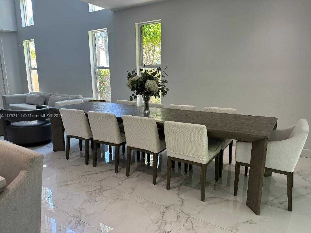 Small Image of 21022 NORTH EAST 34TH CT #21022, Aventura Number 5