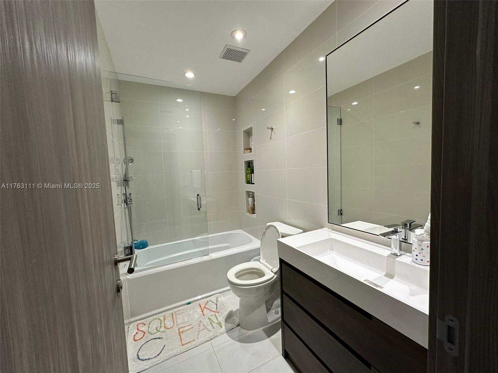 Small Image of 21022 NORTH EAST 34TH CT #21022, Aventura Number 9