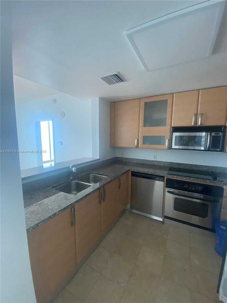Small Image of 2101 BRICKELL AVE #3103, Miami Number 13