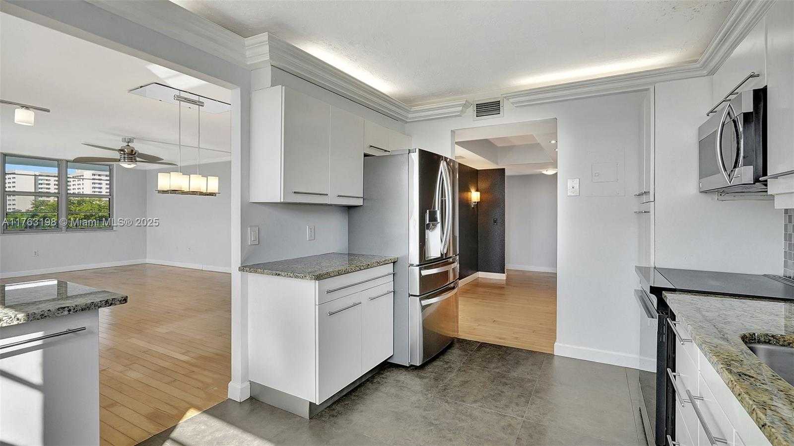 Small Image of 2801 NORTH EAST 183RD ST #517W, Aventura Number 18