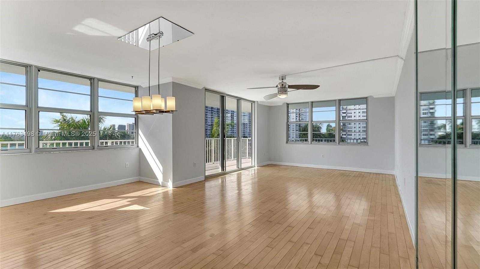 Small Image of 2801 NORTH EAST 183RD ST #517W, Aventura Number 9