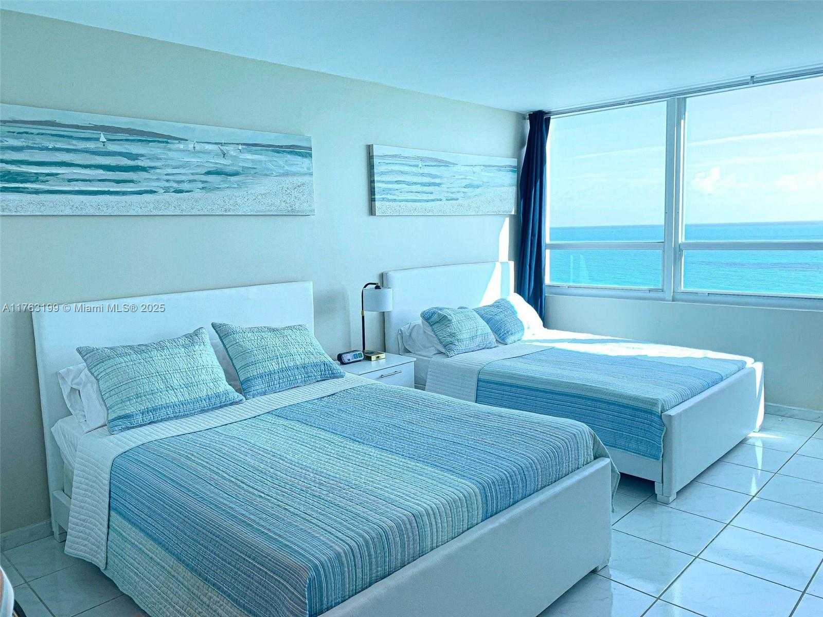 Small Image of 5445 COLLINS AV #1425, Miami Beach Number 2