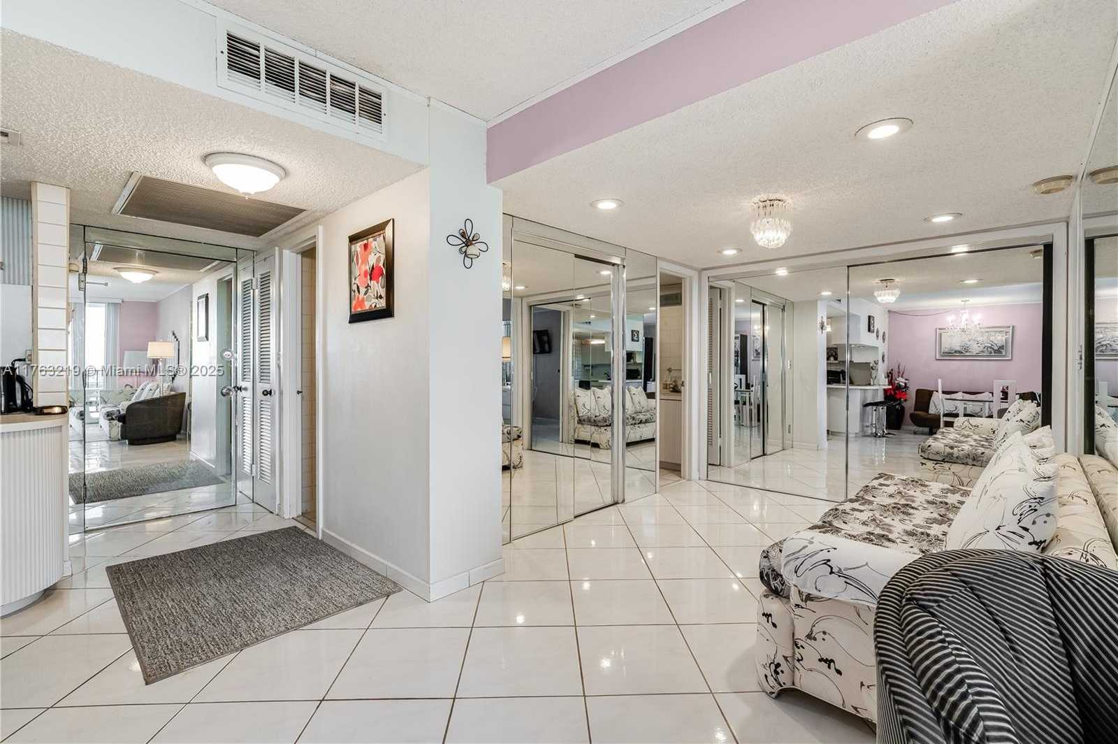 Small Image of 2030 SOUTH OCEAN DR #1903, Hallandale Beach Number 13