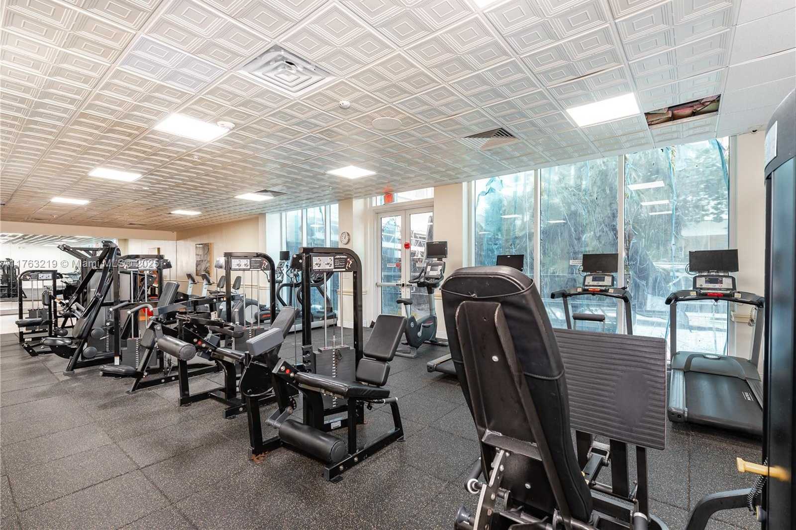 Small Image of 2030 SOUTH OCEAN DR #1903, Hallandale Beach Number 26