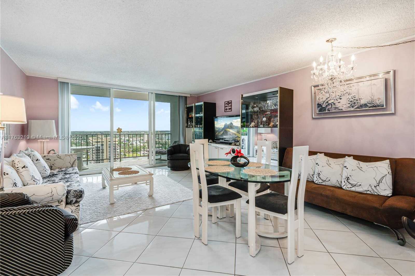 Small Image of 2030 SOUTH OCEAN DR #1903, Hallandale Beach Number 4