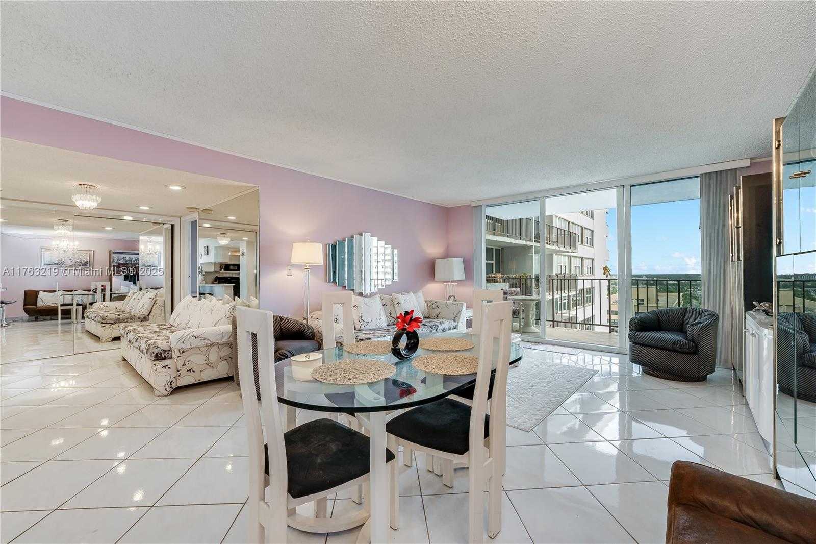 Small Image of 2030 SOUTH OCEAN DR #1903, Hallandale Beach Number 5