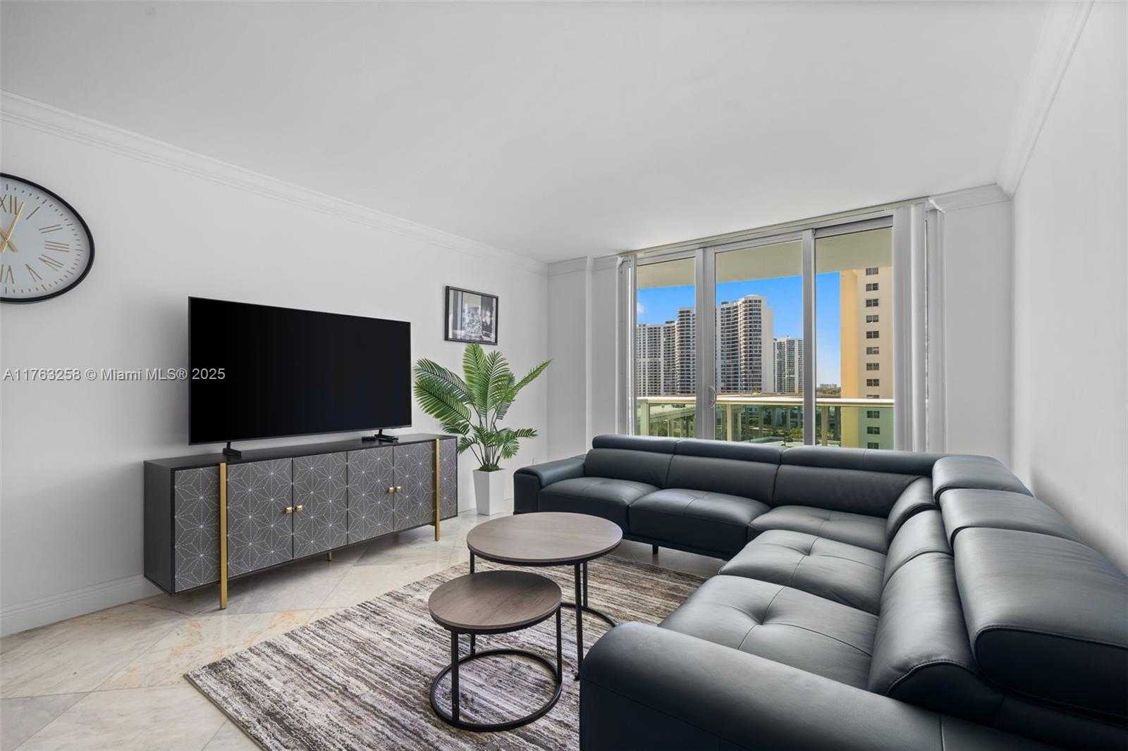 Small Image of 19380 COLLINS AVE #901, Sunny Isles Beach Number 10