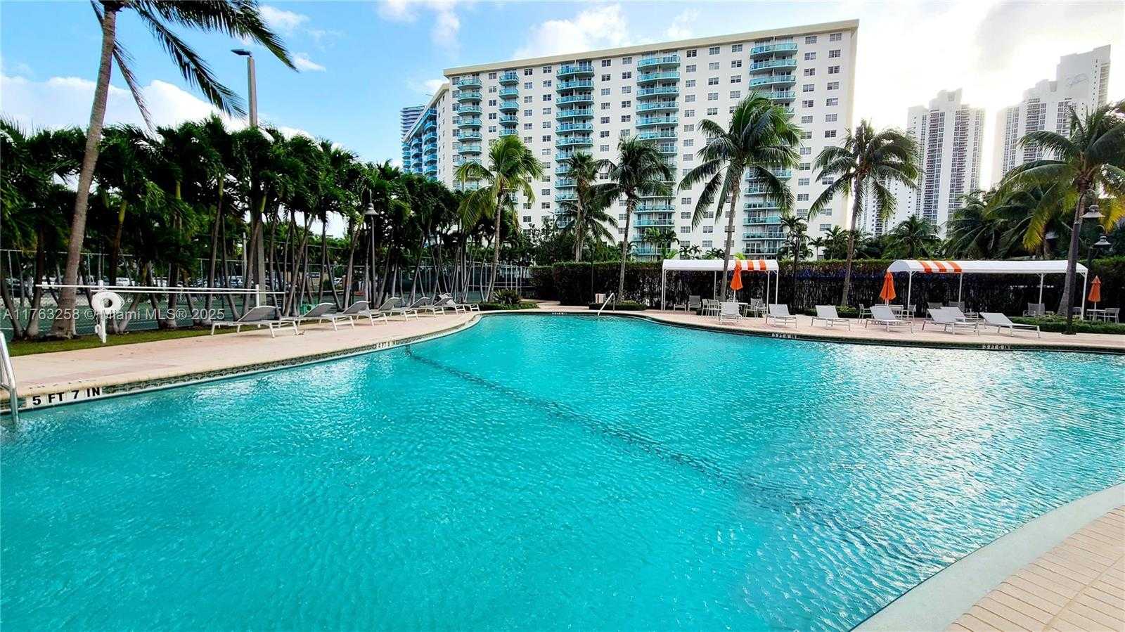 Small Image of 19380 COLLINS AVE #901, Sunny Isles Beach Number 39