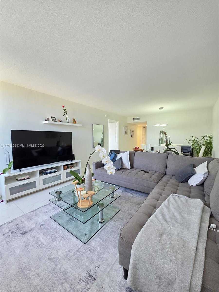 Small Image of 1300 NORTH EAST MIAMI GARDENS DR #716E, Miami Number 9