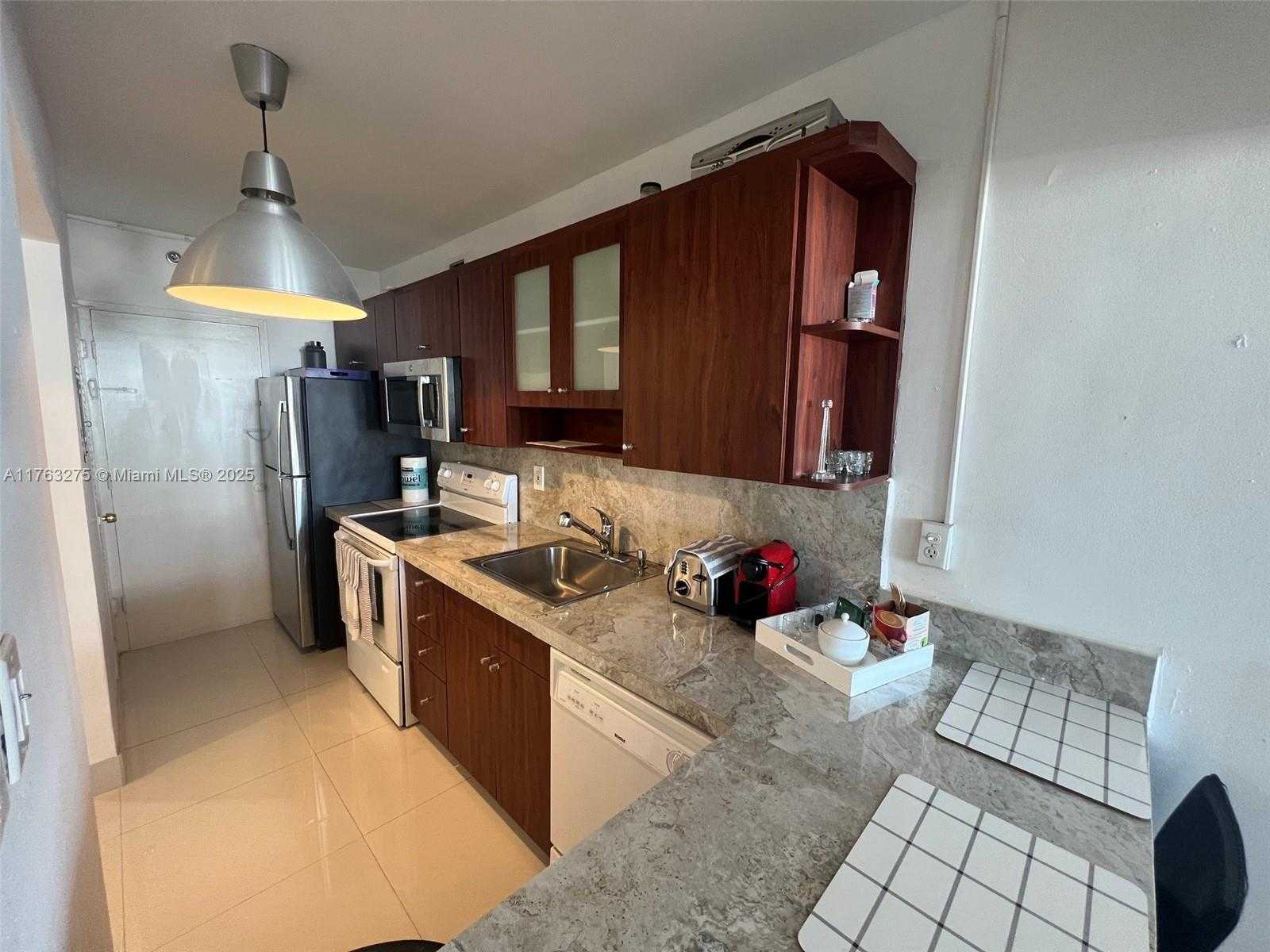Small Image of 100 LINCOLN RD #945, Miami Beach Number 11