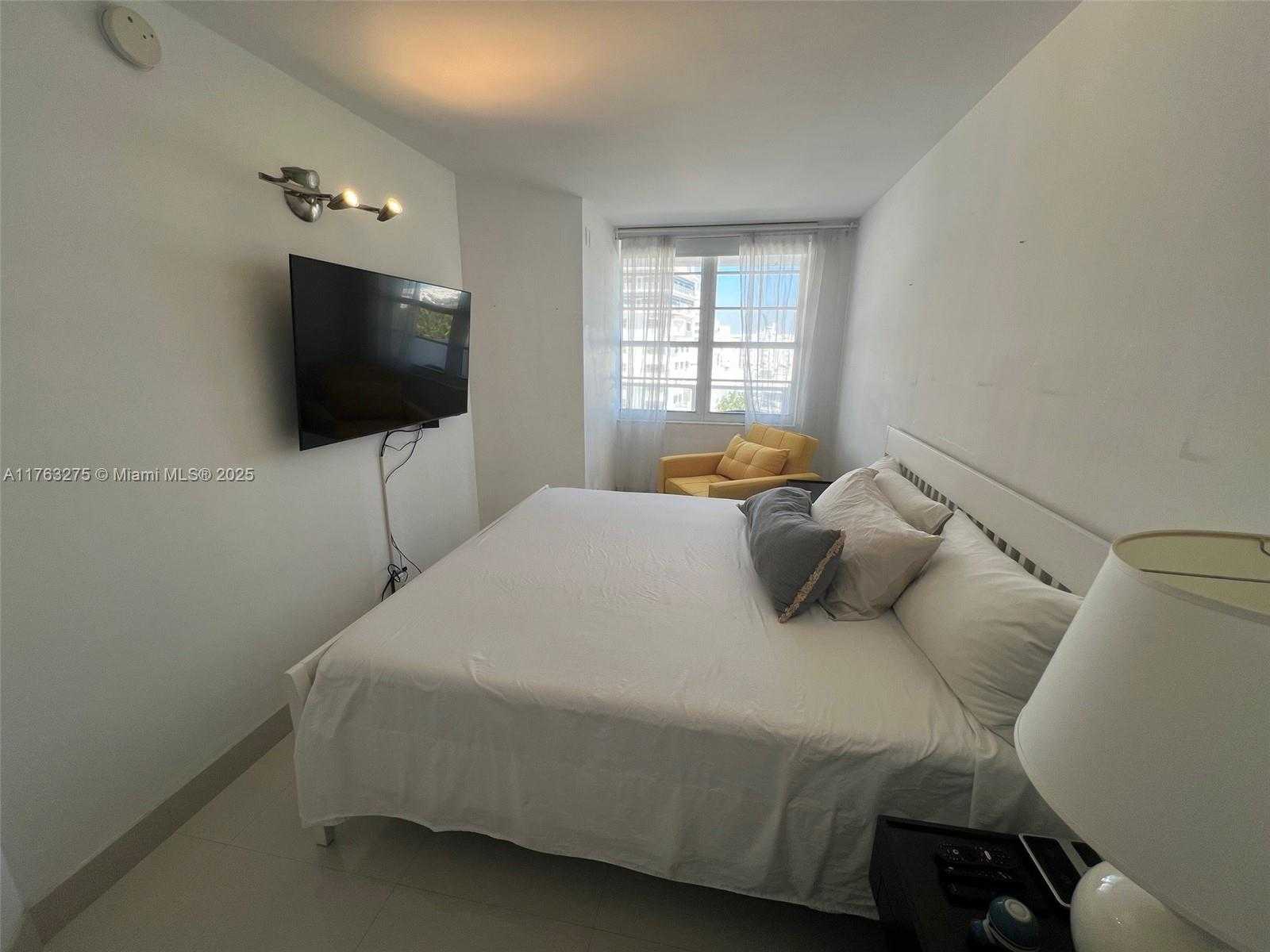 Small Image of 100 LINCOLN RD #945, Miami Beach Number 14