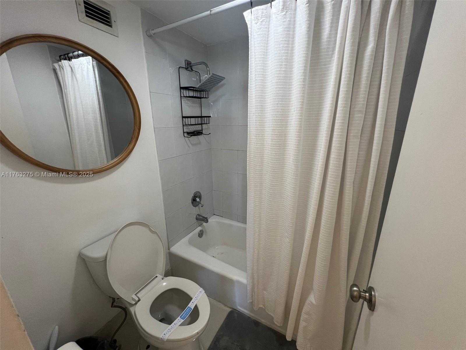 Small Image of 100 LINCOLN RD #945, Miami Beach Number 21