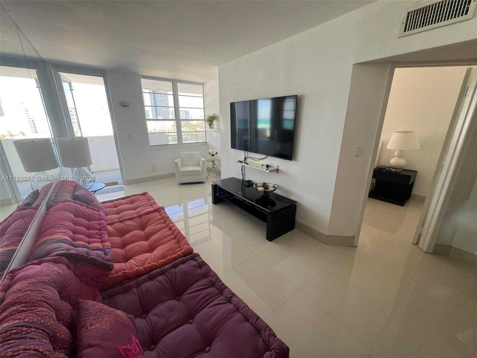 Small Image of 100 LINCOLN RD #945, Miami Beach Number 6