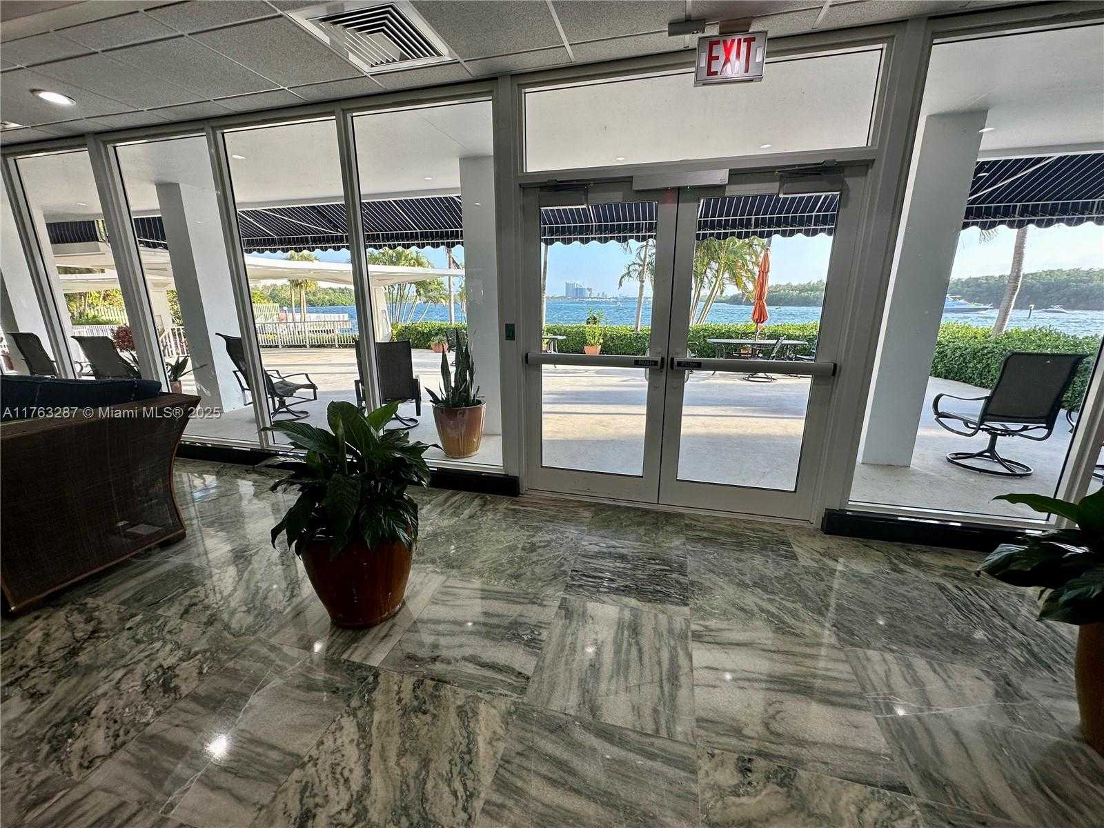 Small Image of 500 BAYVIEW DR #1725, Sunny Isles Beach Number 39