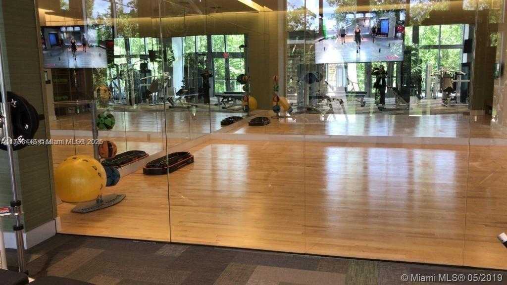 Imagen de Pequeño Objeto