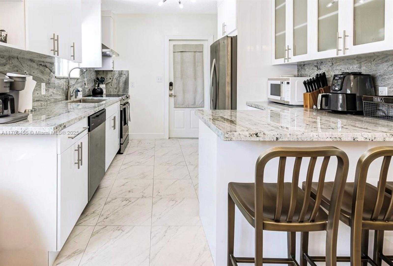 Small Image of 9500 NORTH MIAMI AVE #1, Miami Shores Number 16