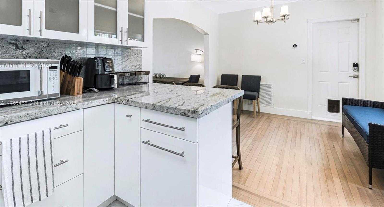 Small Image of 9500 NORTH MIAMI AVE #1, Miami Shores Number 17
