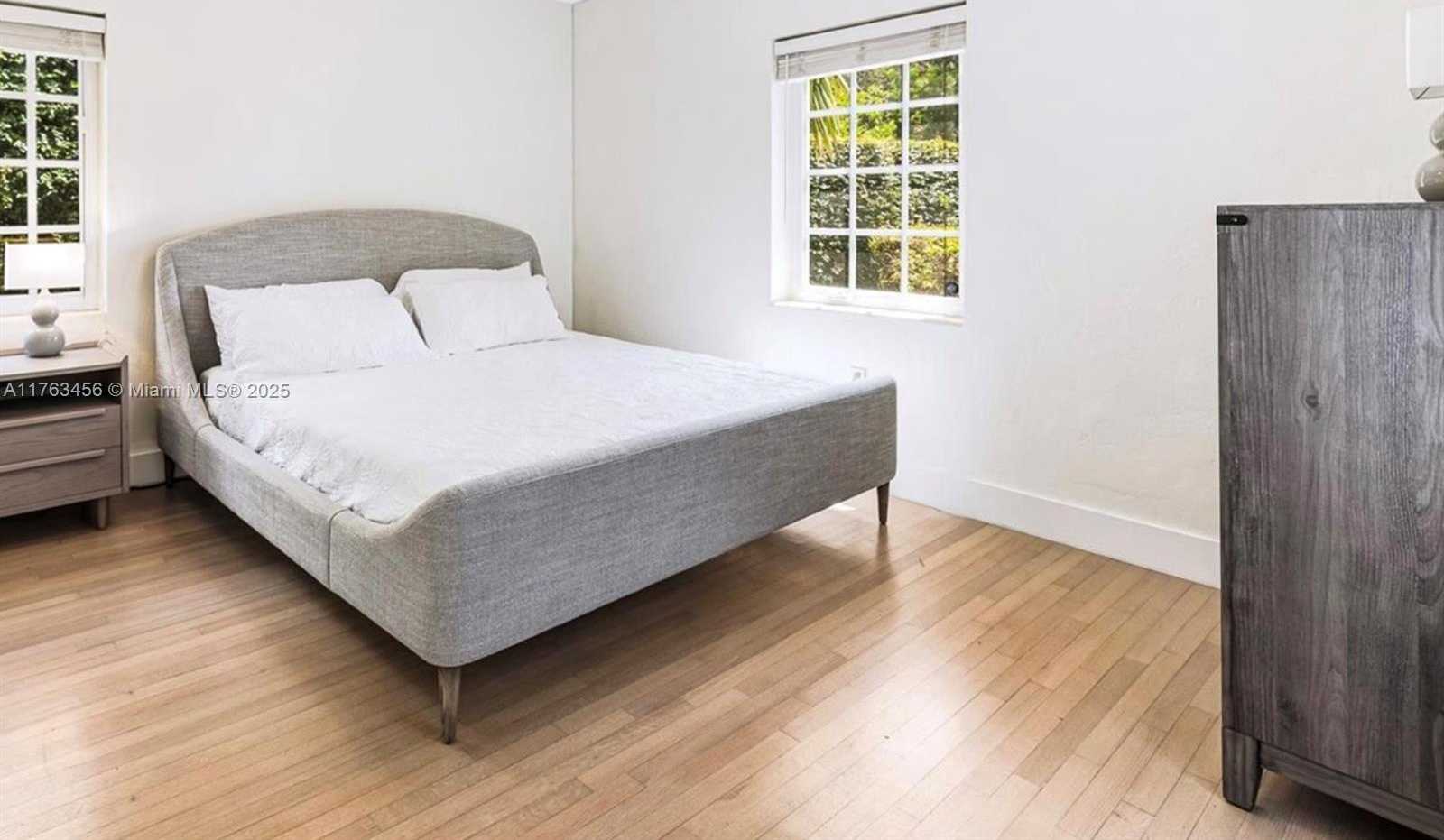 Small Image of 9500 NORTH MIAMI AVE #1, Miami Shores Number 22