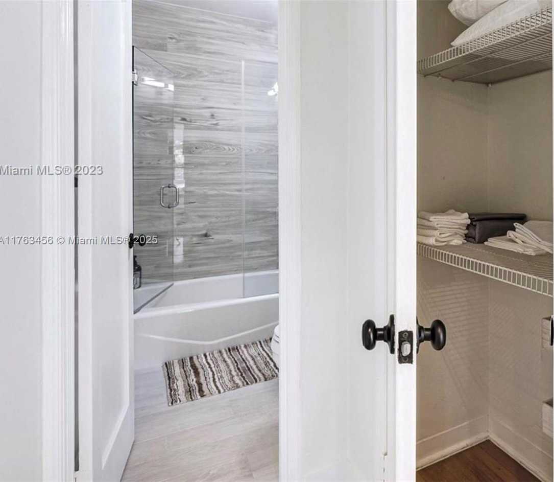 Small Image of 9500 NORTH MIAMI AVE #1, Miami Shores Number 30