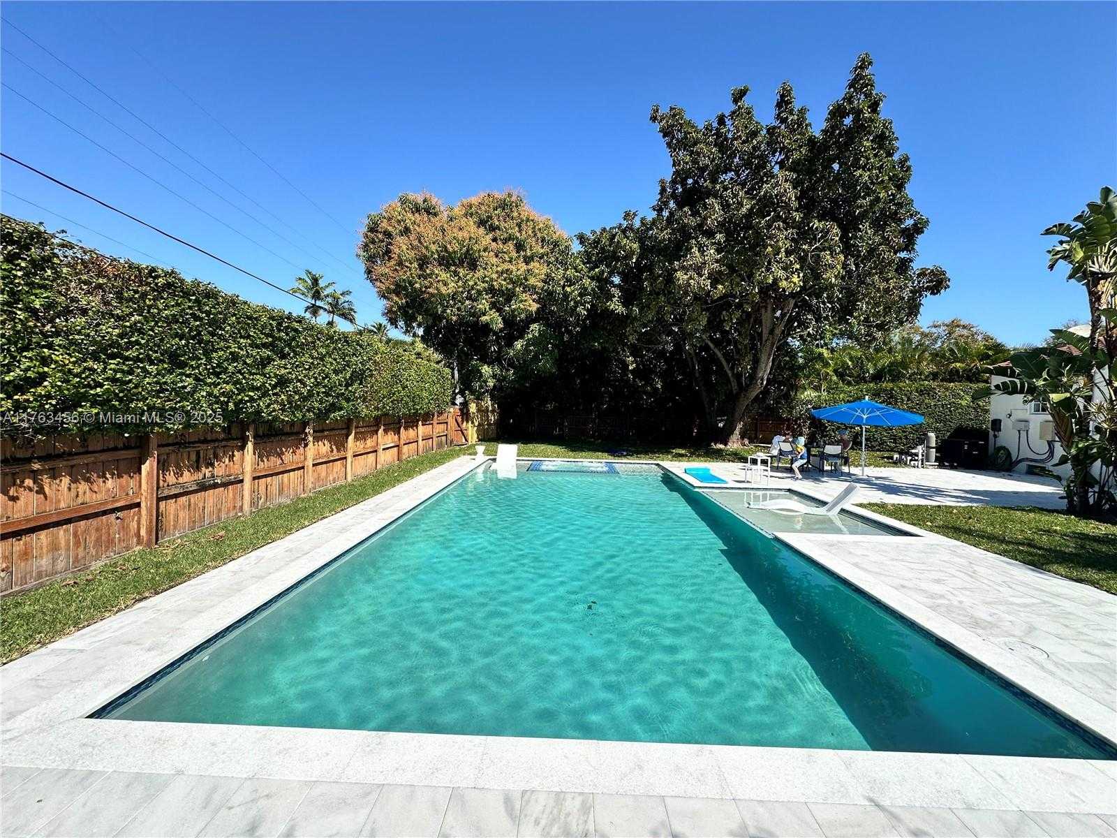 Small Image of 9500 NORTH MIAMI AVE #1, Miami Shores Number 31