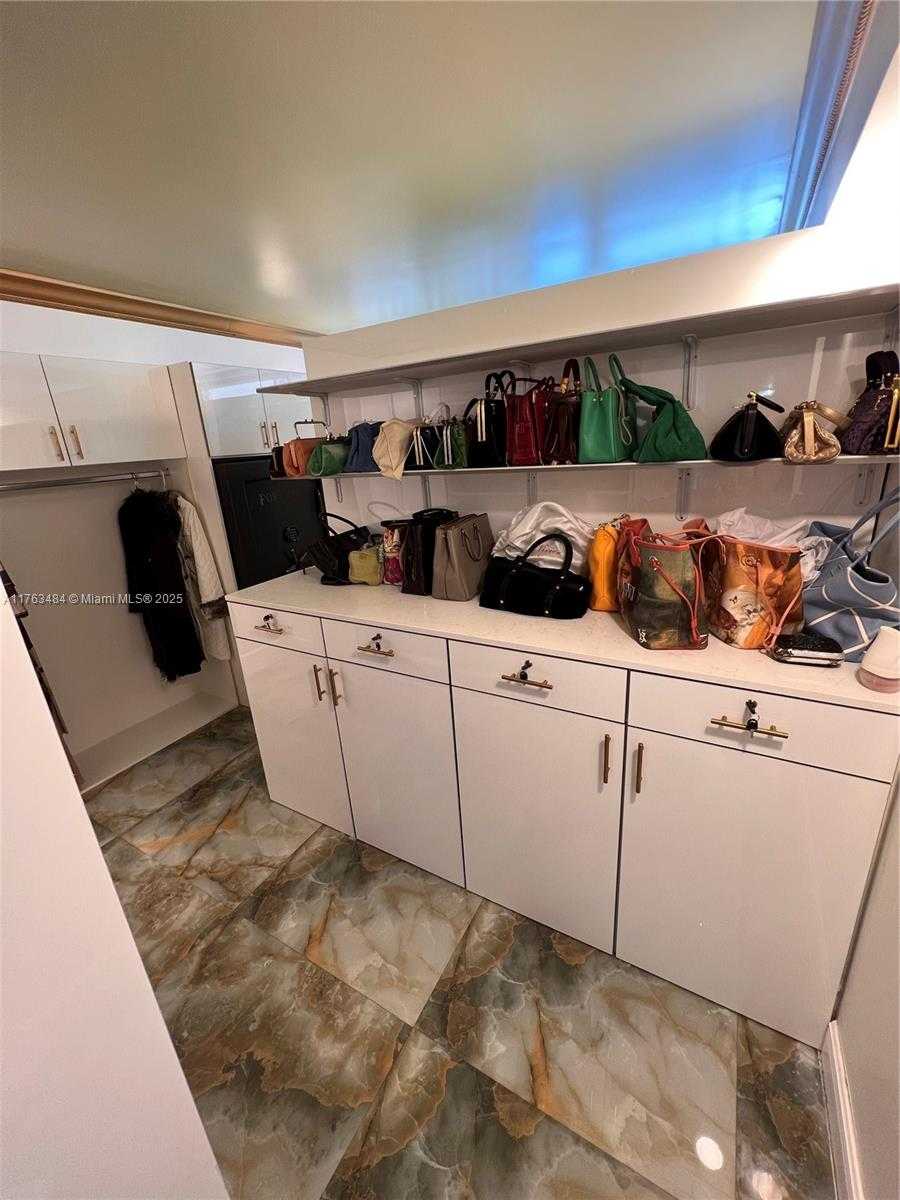 Small Image of 1410 SOUTH OCEAN DR #1102, Hollywood Number 10