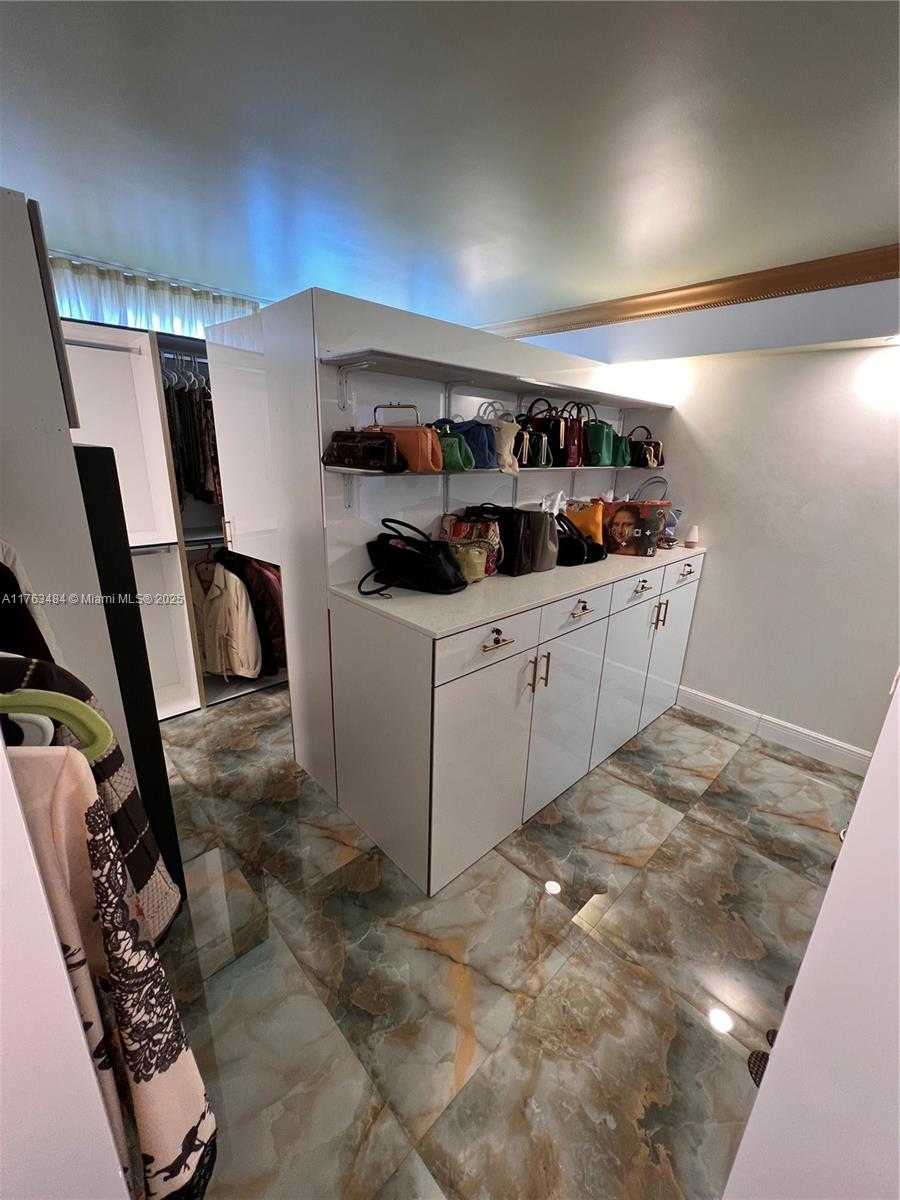 Small Image of 1410 SOUTH OCEAN DR #1102, Hollywood Number 11
