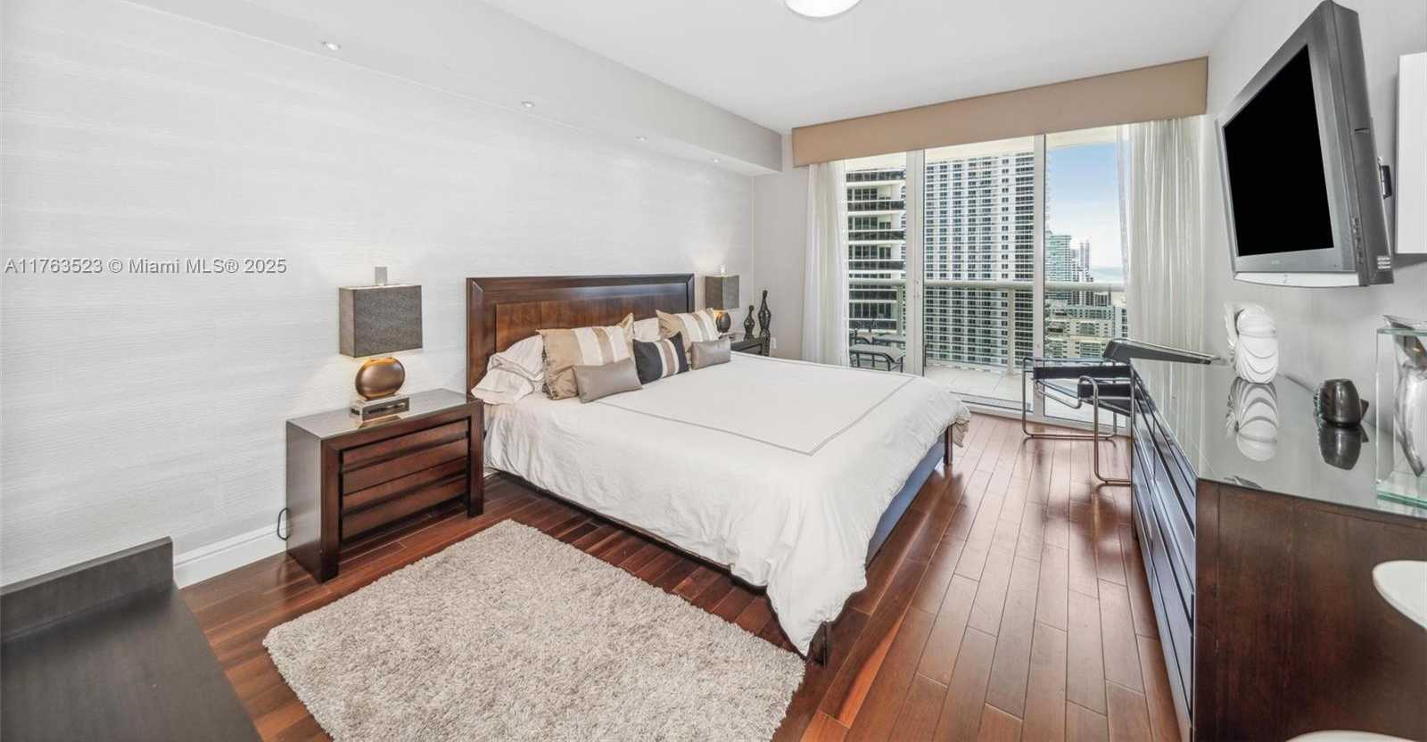 Small Image of 1830 SOUTH OCEAN DR #3111, Hallandale Beach Number 14