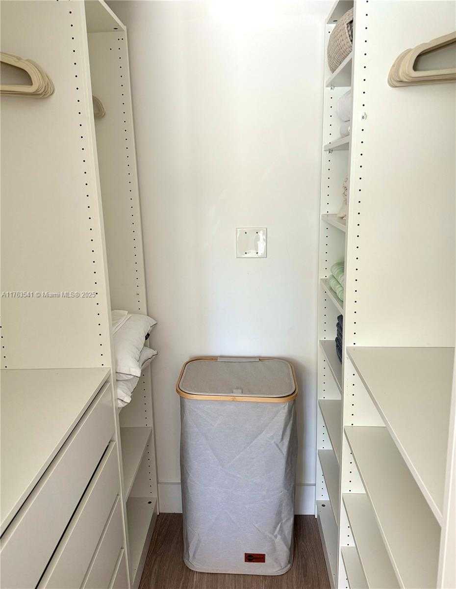 Small Image of 1025 92ND ST #306, Bay Harbor Islands Number 26