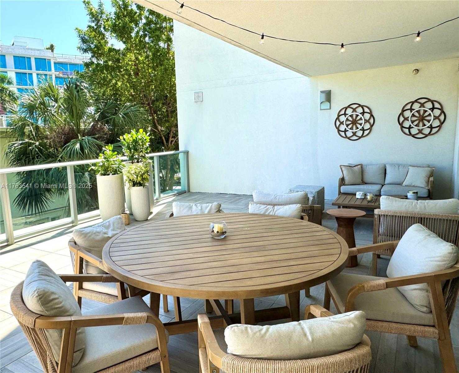 Small Image of 1025 92ND ST #306, Bay Harbor Islands Number 3
