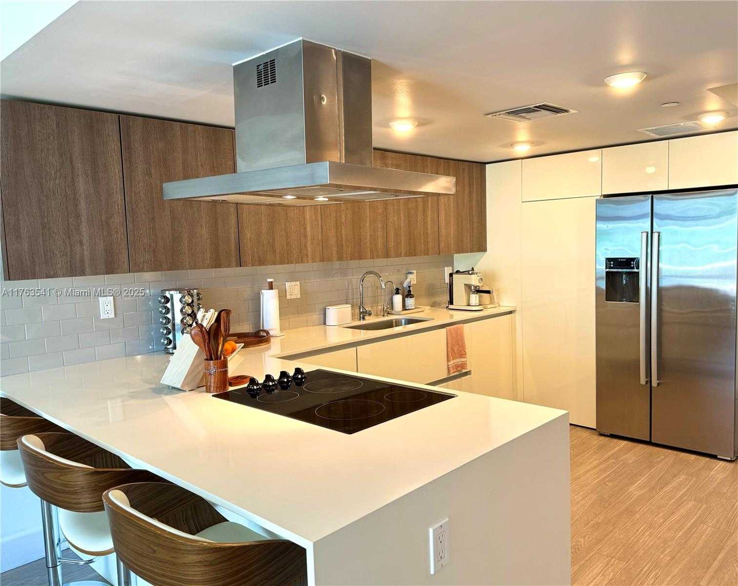 Small Image of 1025 92ND ST #306, Bay Harbor Islands Number 5