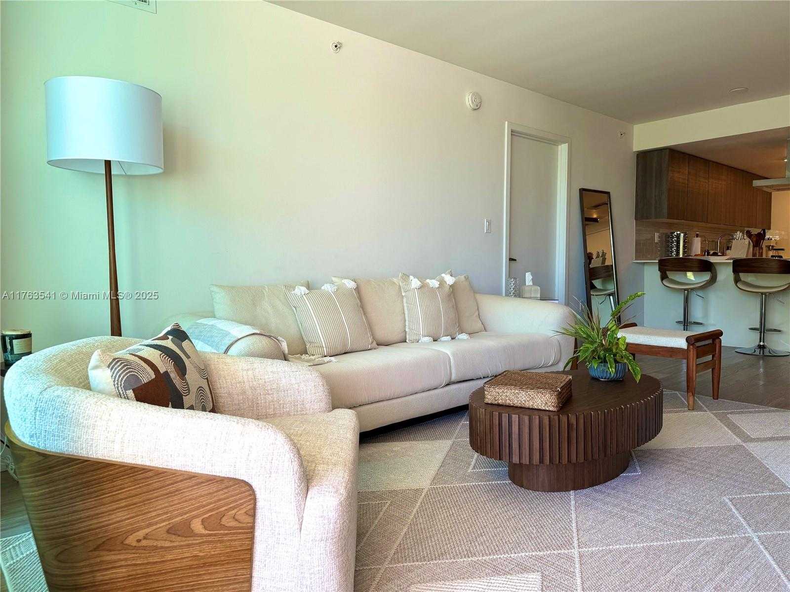 Small Image of 1025 92ND ST #306, Bay Harbor Islands Number 7