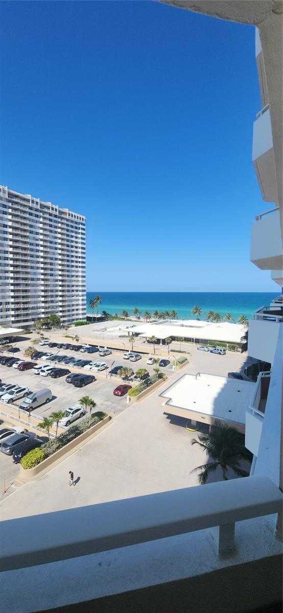 Small Image of 1980 SOUTH OCEAN DR #2A, Hallandale Beach Number 54