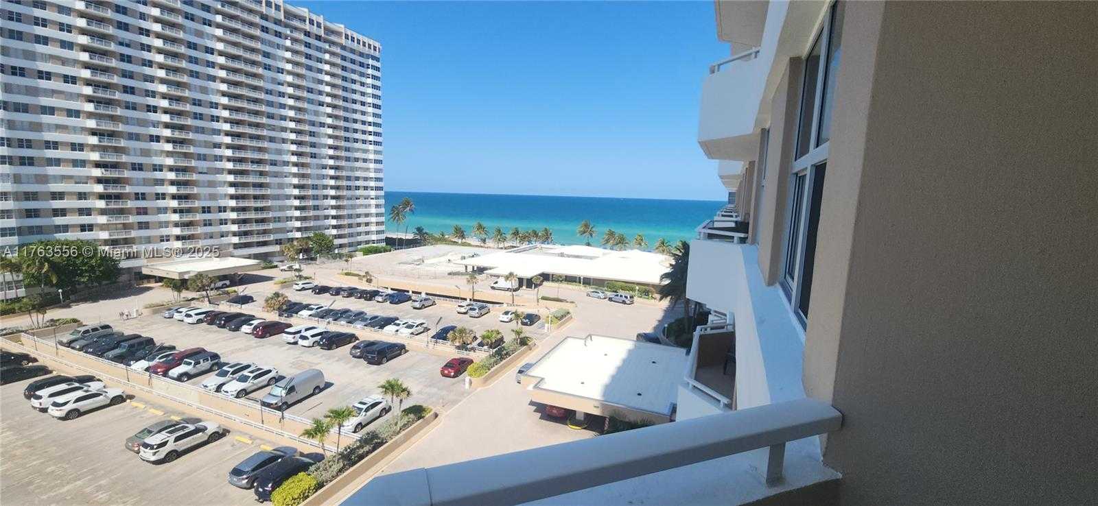 Small Image of 1980 SOUTH OCEAN DR #2A, Hallandale Beach Number 56