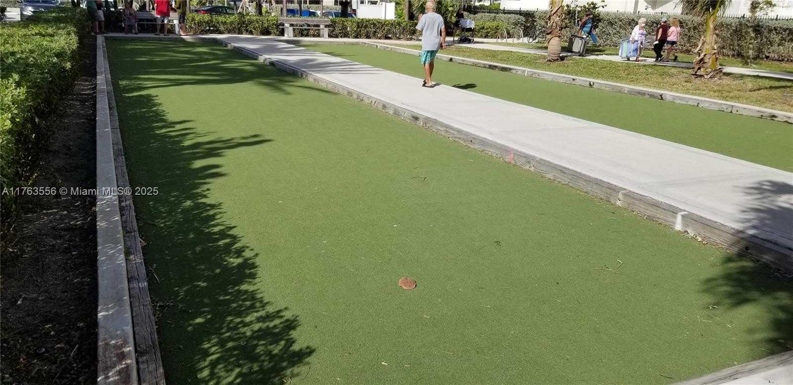 Small Image of 1980 SOUTH OCEAN DR #2A, Hallandale Beach Number 63