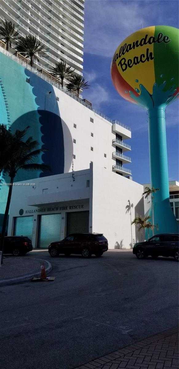 Small Image of 1980 SOUTH OCEAN DR #2A, Hallandale Beach Number 65