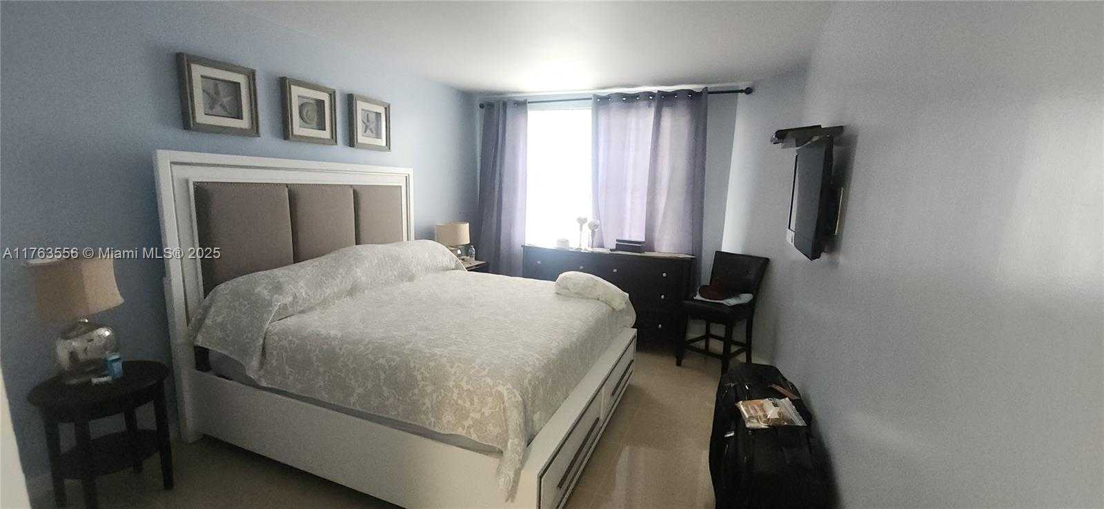 Small Image of 1980 SOUTH OCEAN DR #2A, Hallandale Beach Number 7
