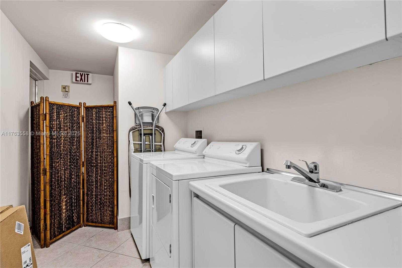Small Image of 1643 BRICKELL AVE #1503, Miami Number 19
