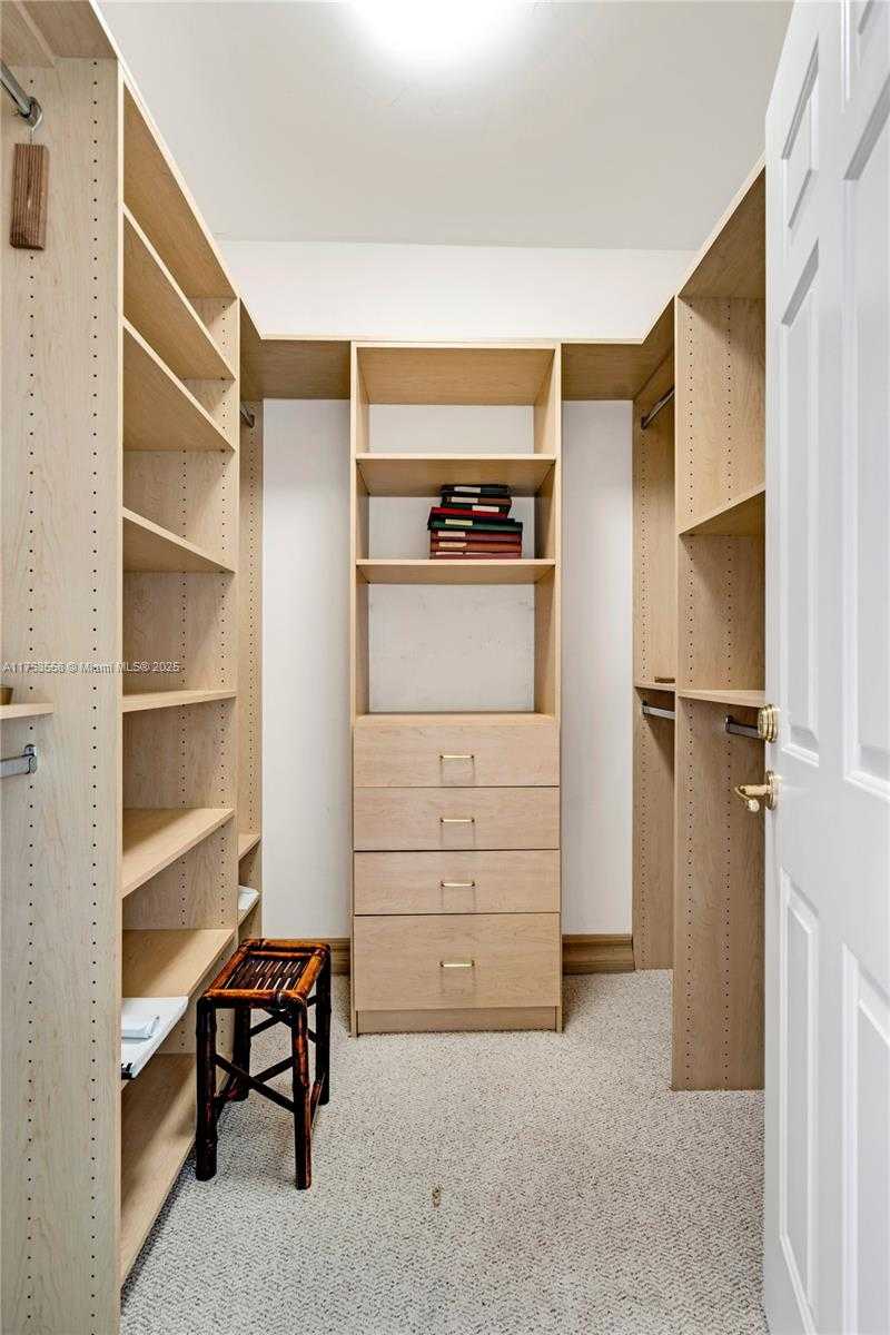 Small Image of 1643 BRICKELL AVE #1503, Miami Number 35