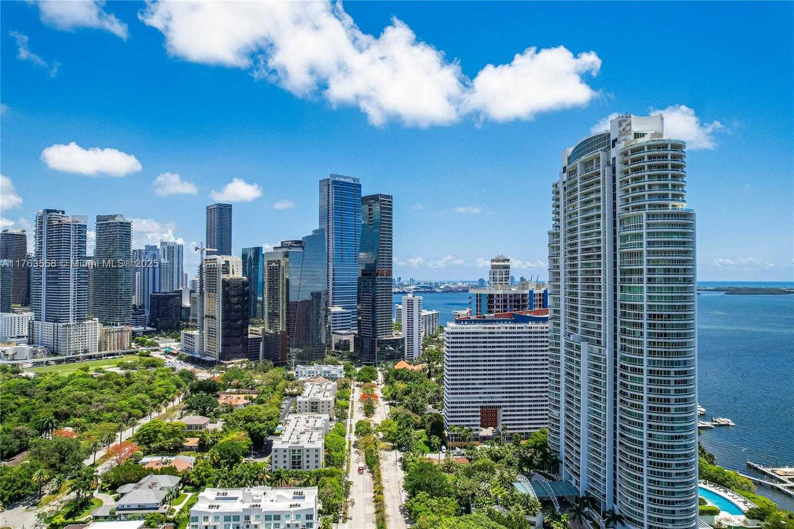 Small Image of 1643 BRICKELL AVE #1503, Miami Number 38