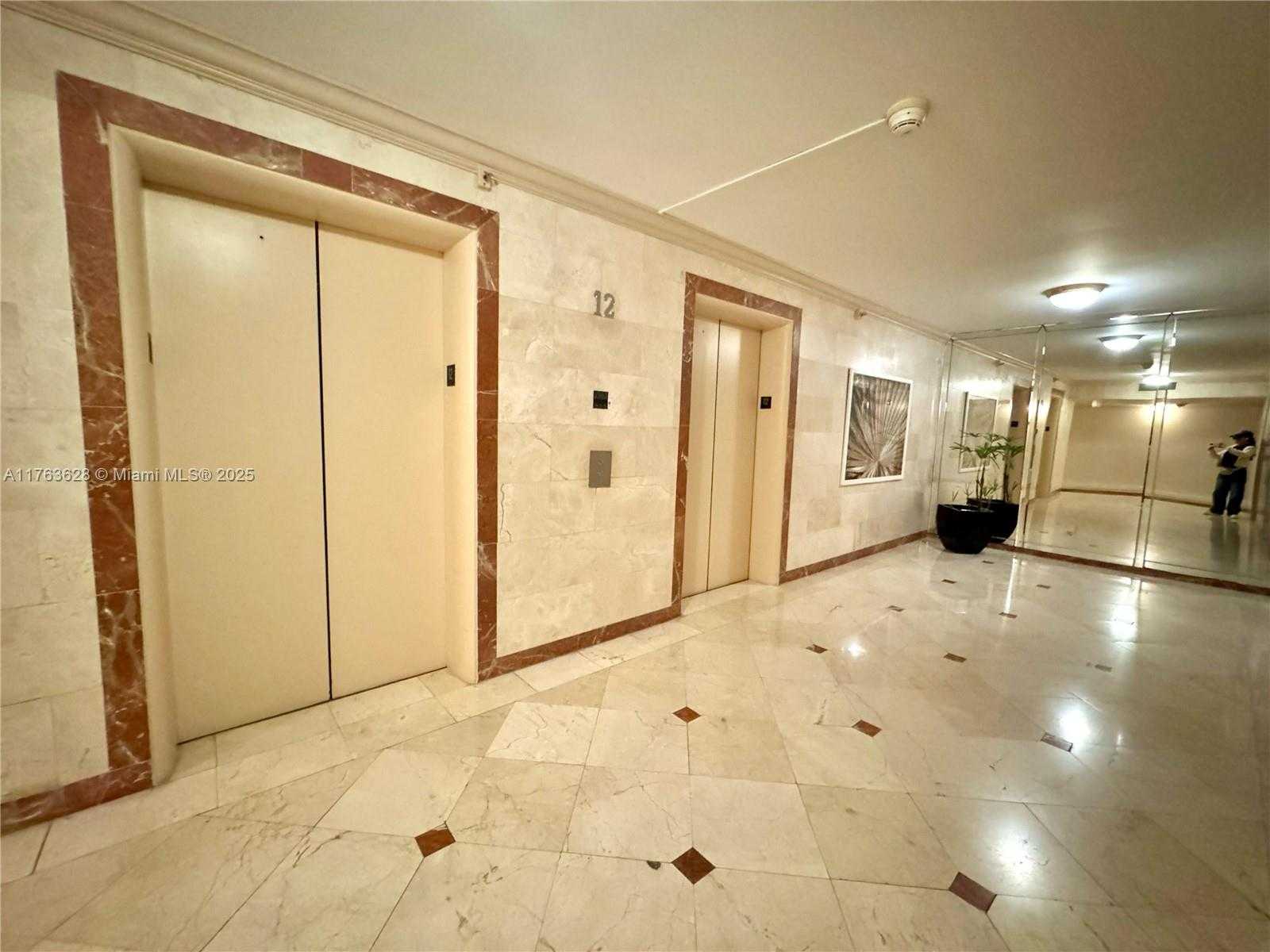 Small Image of 100 LINCOLN RD #1231, Miami Beach Number 23