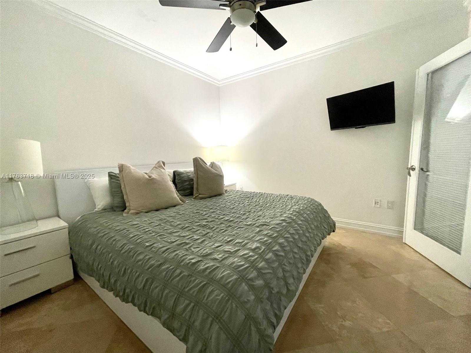 Small Image of 1830 SOUTH OCEAN DR #4412, Hallandale Beach Number 19