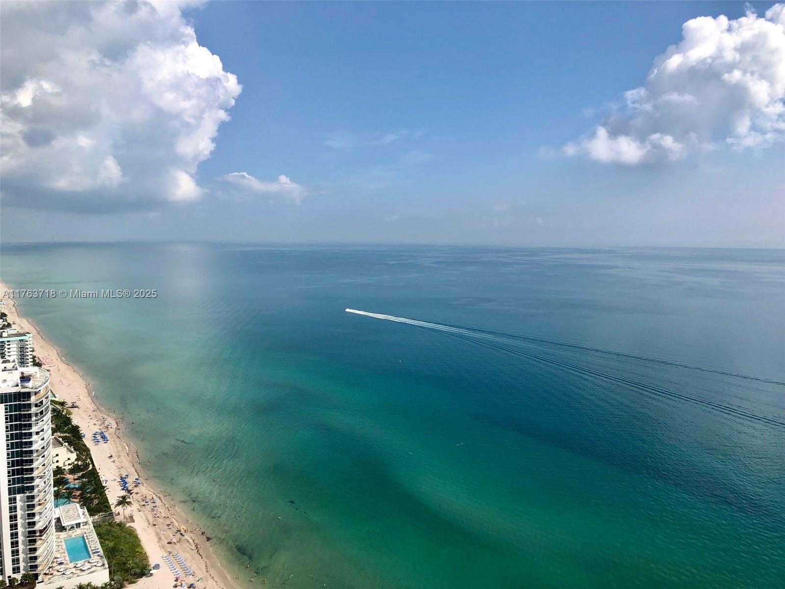 Small Image of 1830 SOUTH OCEAN DR #4412, Hallandale Beach Number 2