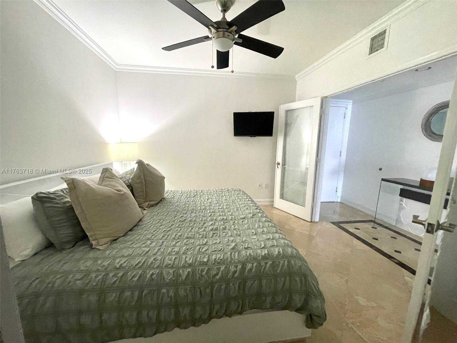 Small Image of 1830 SOUTH OCEAN DR #4412, Hallandale Beach Number 21