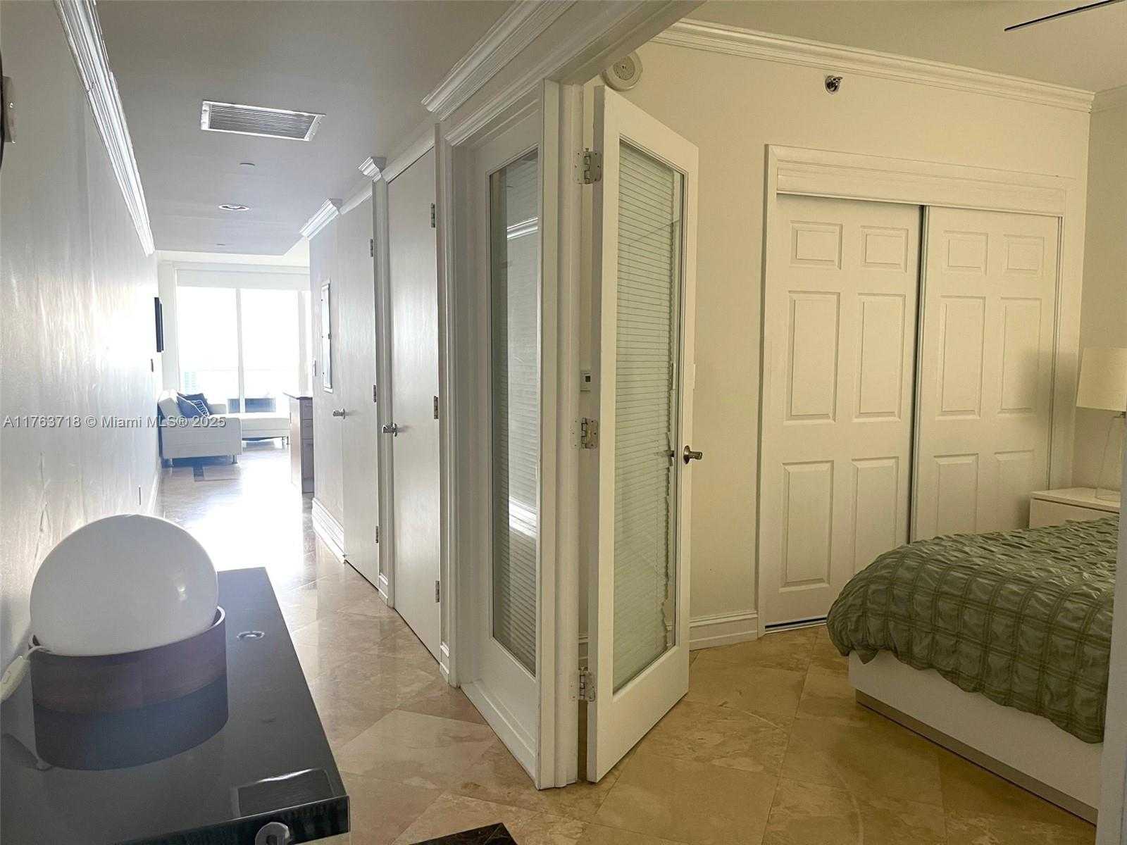 Small Image of 1830 SOUTH OCEAN DR #4412, Hallandale Beach Number 24