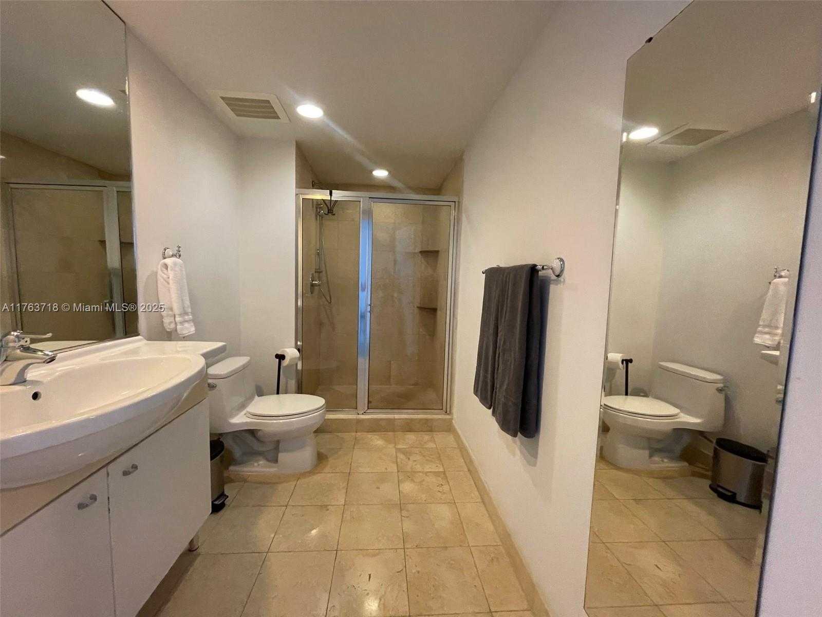 Small Image of 1830 SOUTH OCEAN DR #4412, Hallandale Beach Number 26