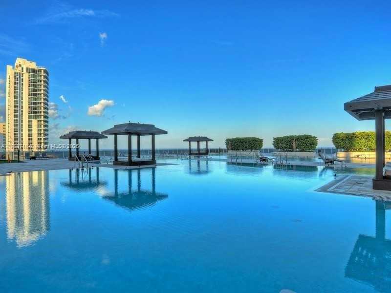 Small Image of 1830 SOUTH OCEAN DR #4412, Hallandale Beach Number 28
