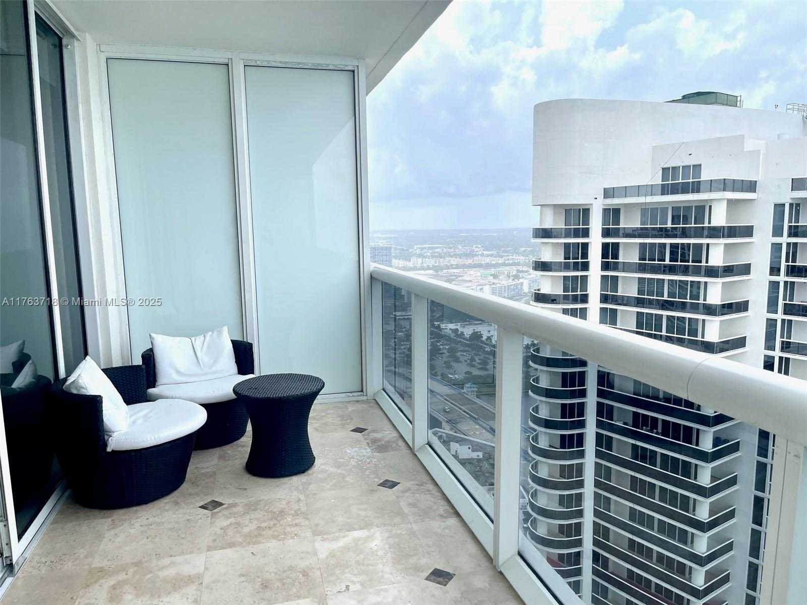 Small Image of 1830 SOUTH OCEAN DR #4412, Hallandale Beach Number 5