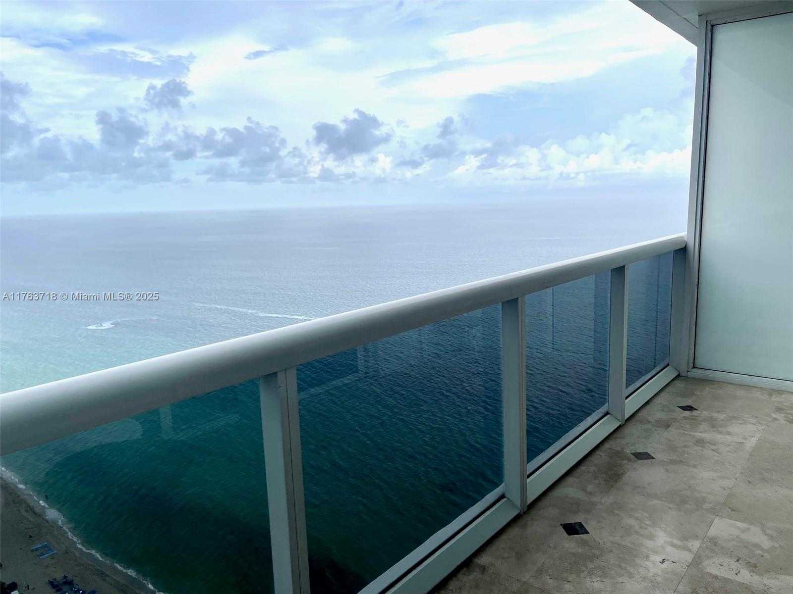 Small Image of 1830 SOUTH OCEAN DR #4412, Hallandale Beach Number 6