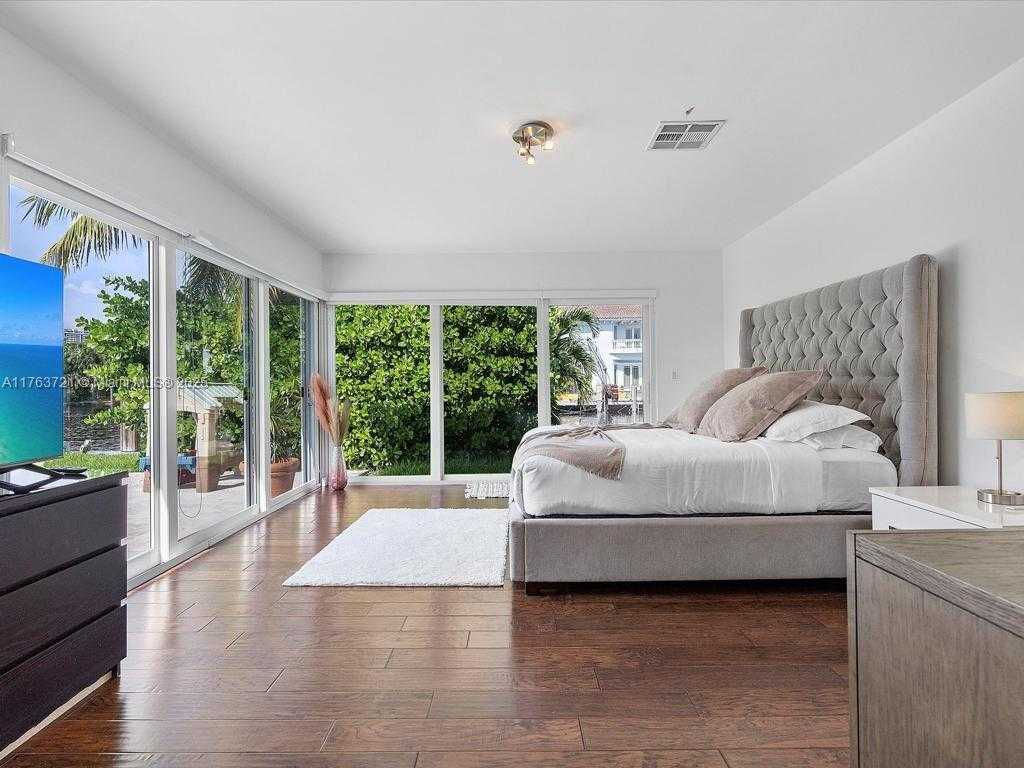 Small Image of 16473 NORTH EAST 31ST AVE, North Miami Beach Number 15