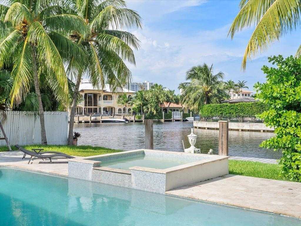 Small Image of 16473 NORTH EAST 31ST AVE, North Miami Beach Number 30